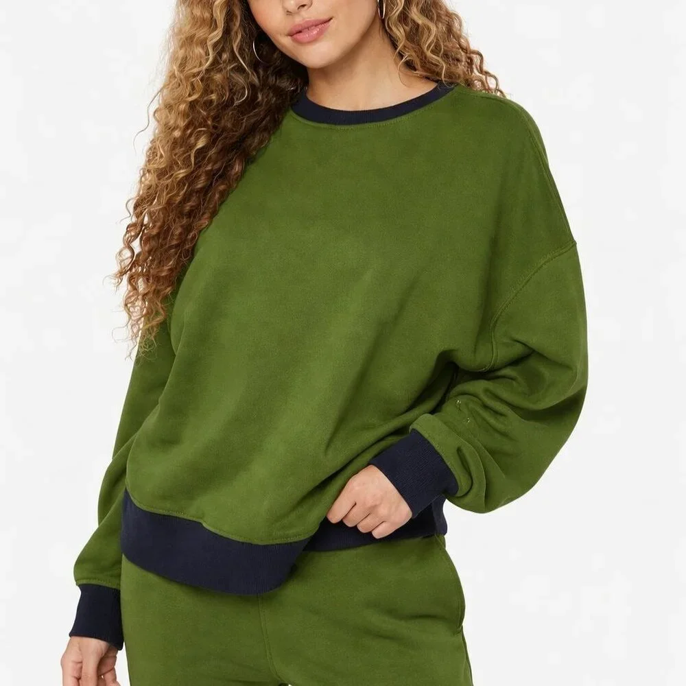 We Wore What Crewneck Sweatshirt Womens Small Colorblocked Hunter Green & Navy - Picture 4 of 16